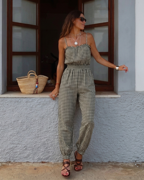 Black-and-White Spring Checkered Jumper
